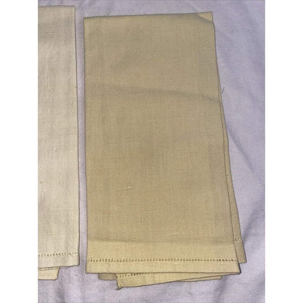 Fruit of the Loom yellow beautiful